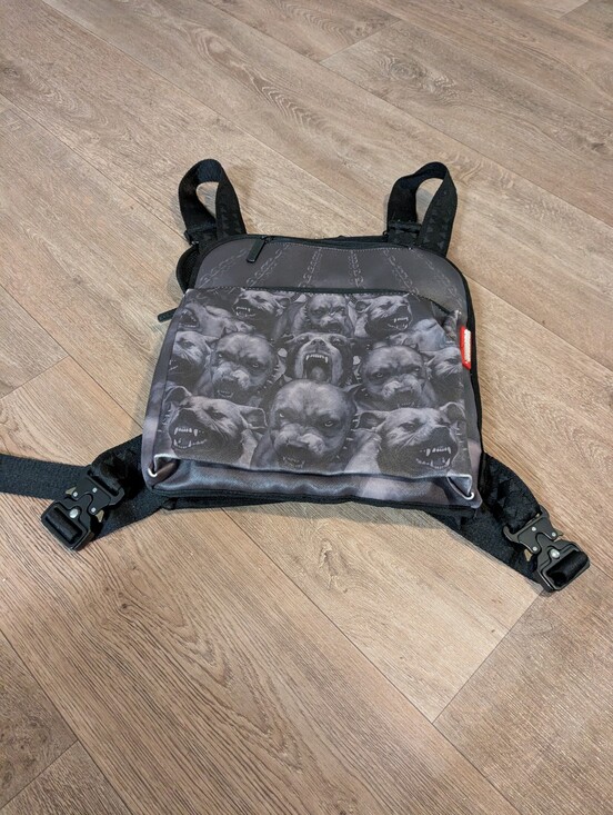 Sprayground Other - Sprayground Black & Gray Bulldog Graphic Chest Pack